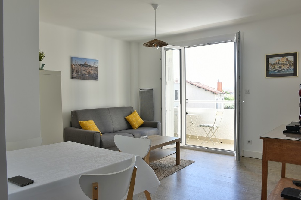 Appartement - MARSEILLE  13008