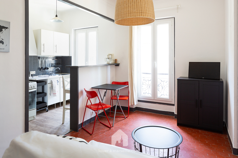 Appartement - MARSEILLE  13006