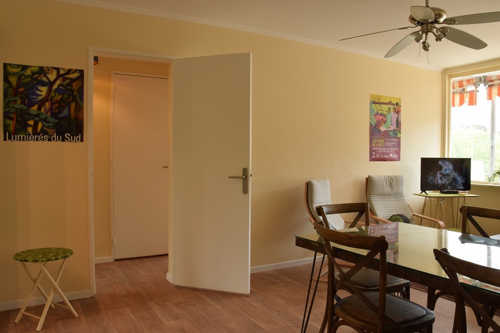 Lumi�re du Sud - Marseille 13009