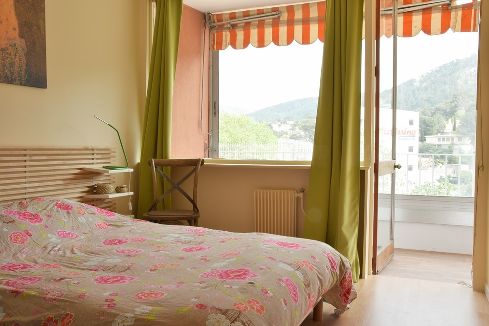 Lumi�re du Sud - Marseille 13009