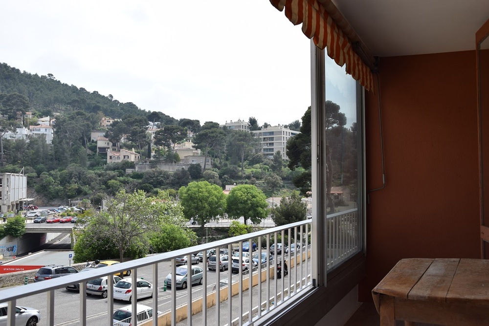 Lumi�re du Sud - Marseille 13009