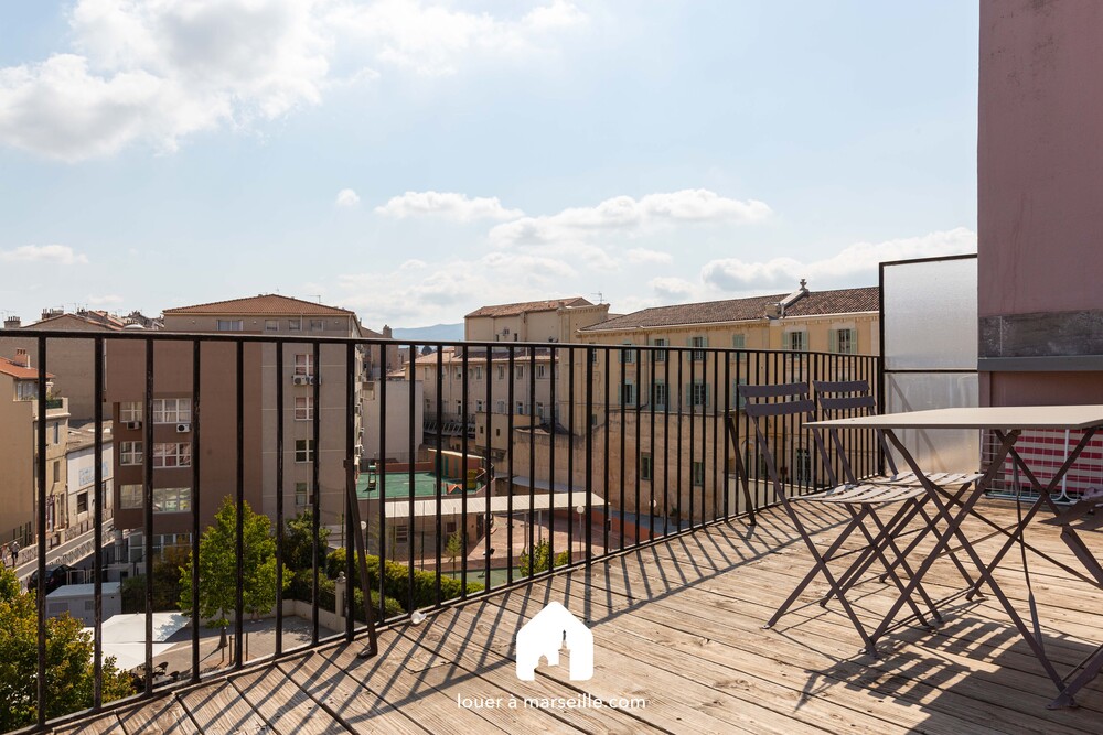 Terrasse Pr�fecture - Marseille 13006