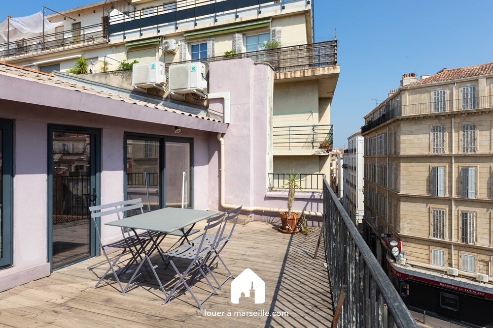 Terrasse Pr�fecture - Marseille 13006