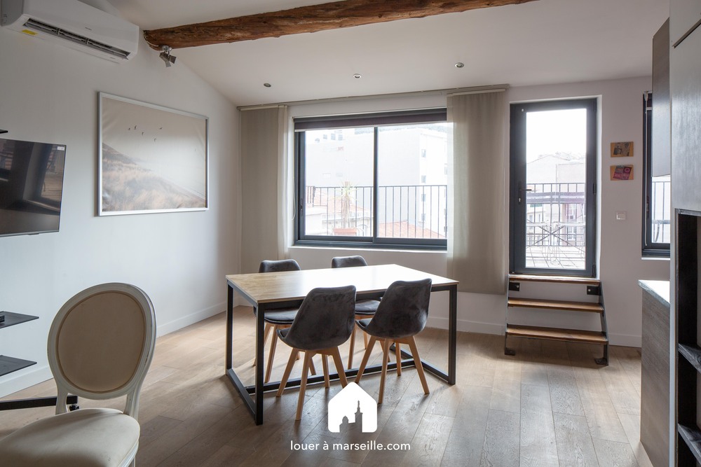 Terrasse Pr�fecture - Marseille 13006