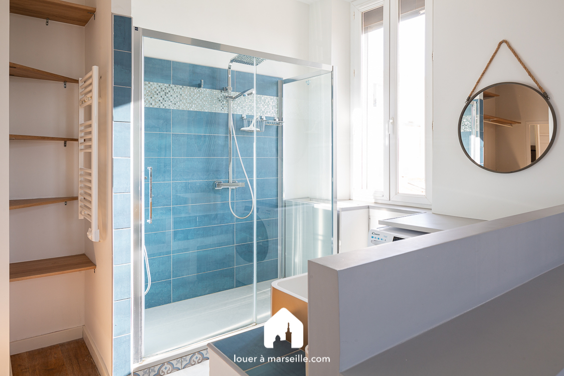 Le Grand Bleu  - MARSEILLE 13008