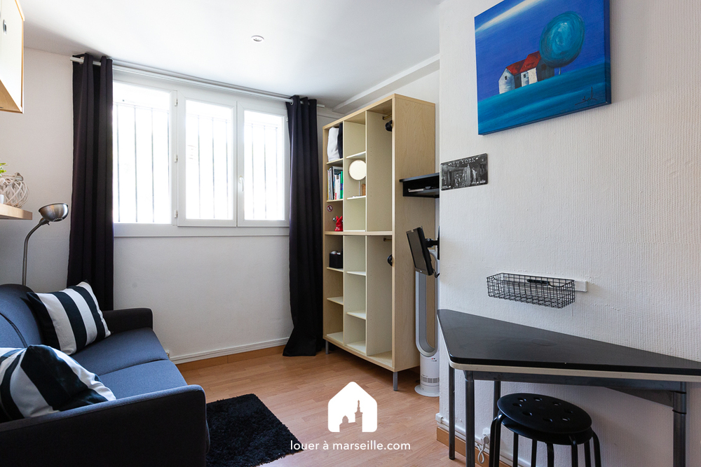 Studette Notre Dame  - MARSEILLE 13006