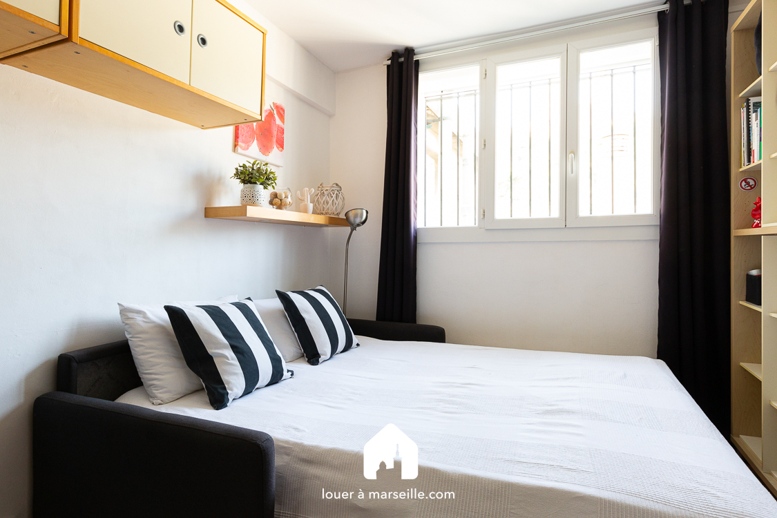 Studette Notre Dame  - MARSEILLE 13006