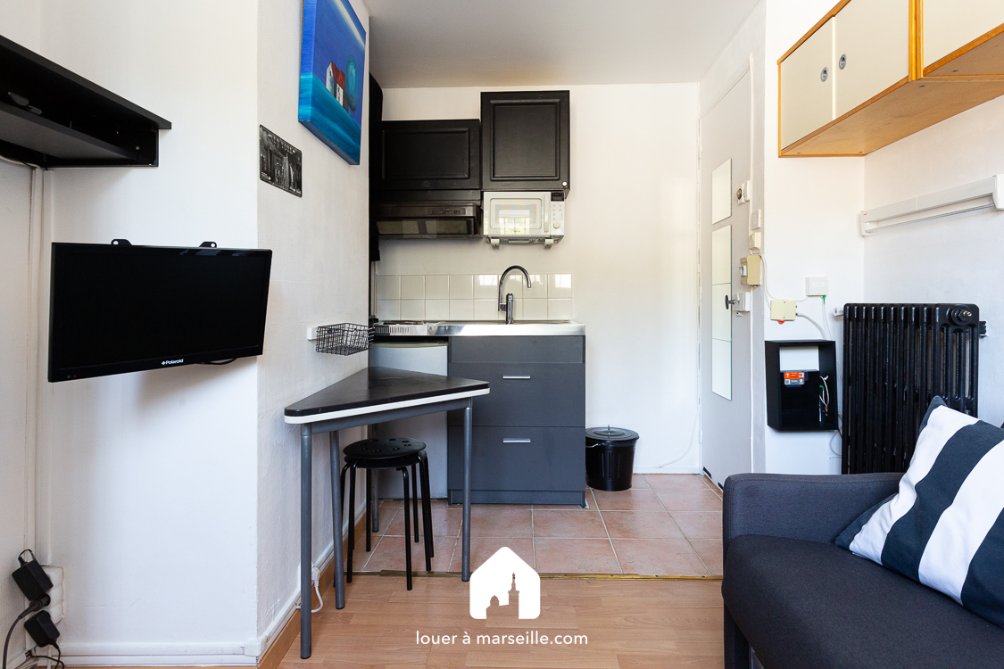 Studette Notre Dame  - MARSEILLE 13006