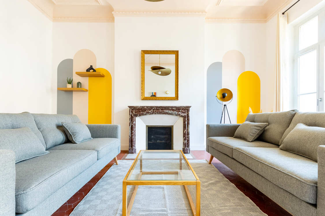 Studio S�r�nit� - YOLOCOLIVING � - MARSEILLE 13001