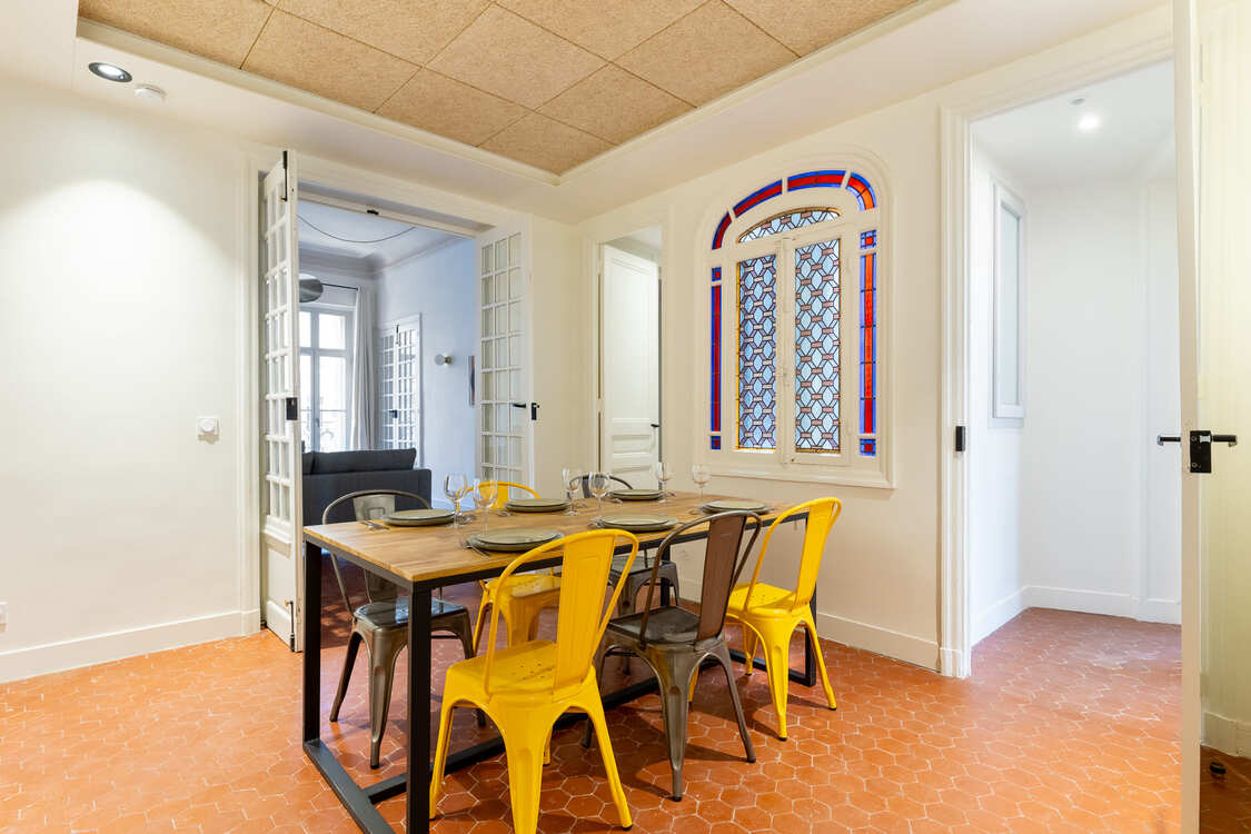 Studio S�r�nit� - YOLOCOLIVING � - MARSEILLE 13001