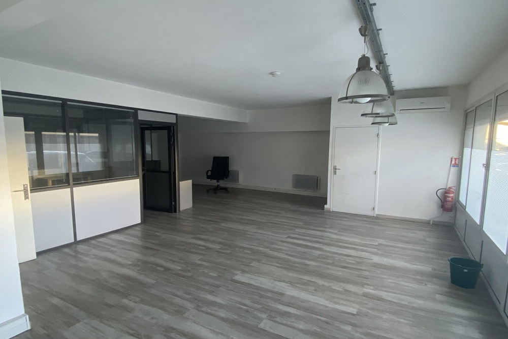 Local ccial. Coteau -  MARSEILLE 13007