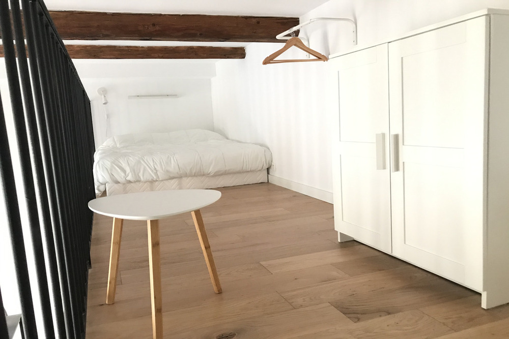 ABEILLE 1D � - Marseille 13001