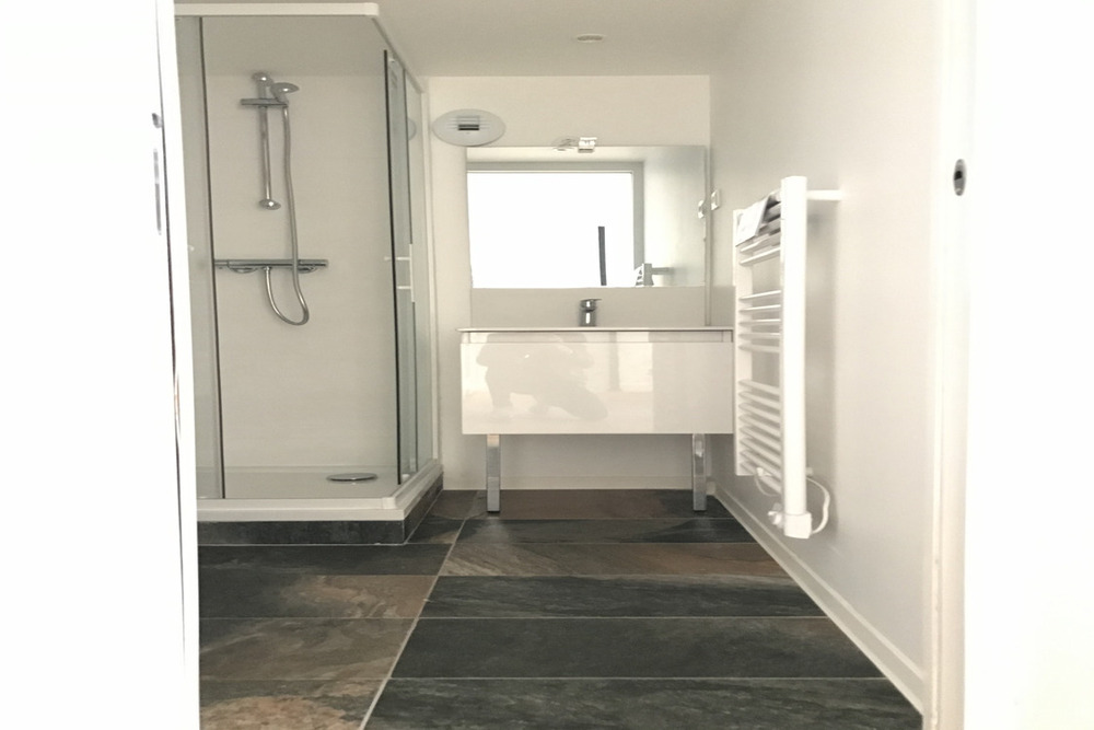 ABEILLE 1D � - Marseille 13001