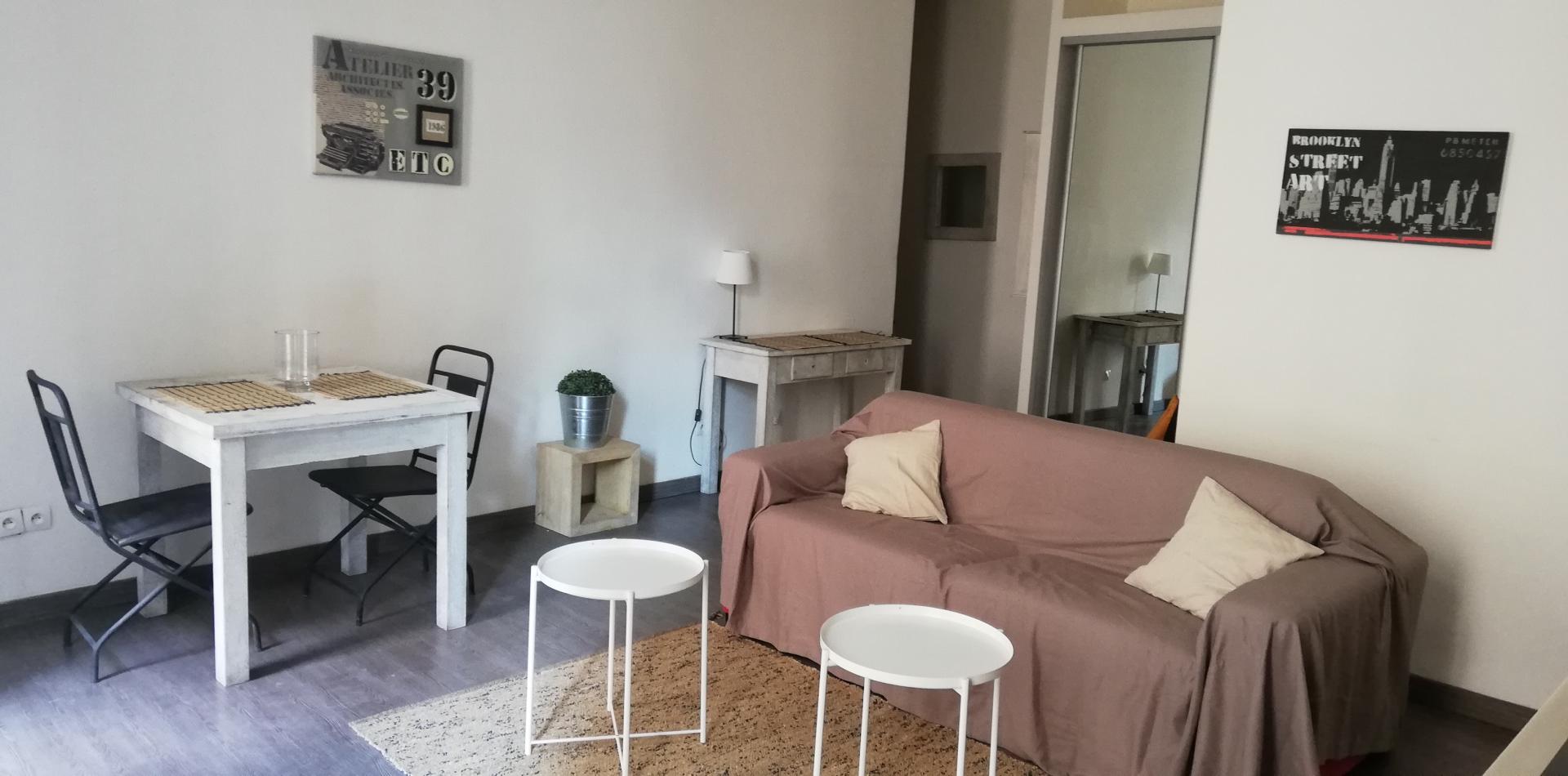 Studio Red* - Marseille 13006