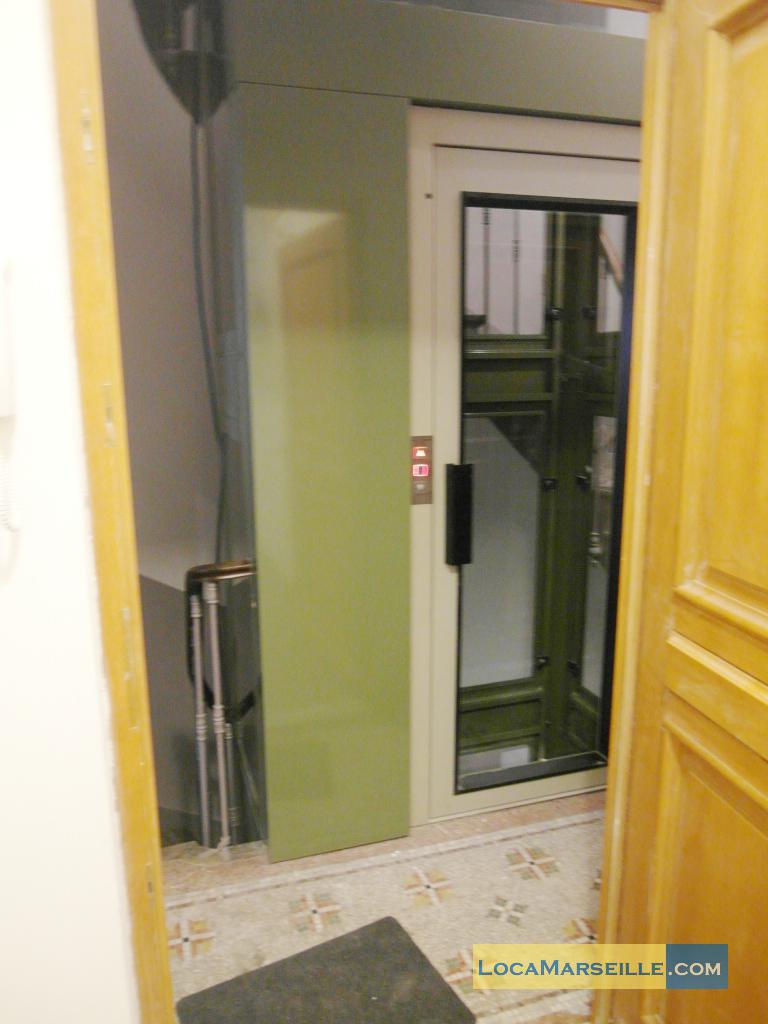 Studio Red* - Marseille 13006