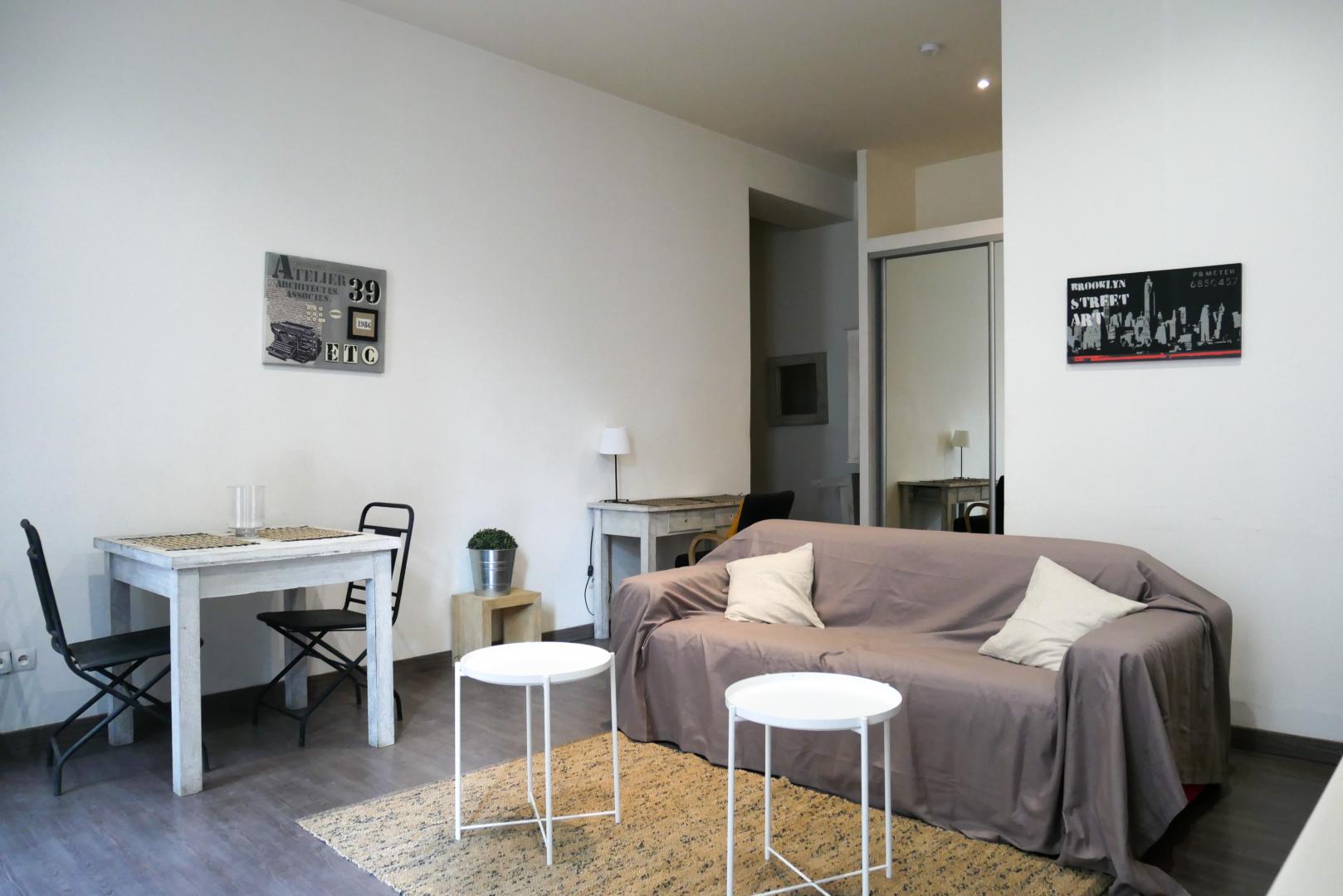 Studio Red* - Marseille 13006