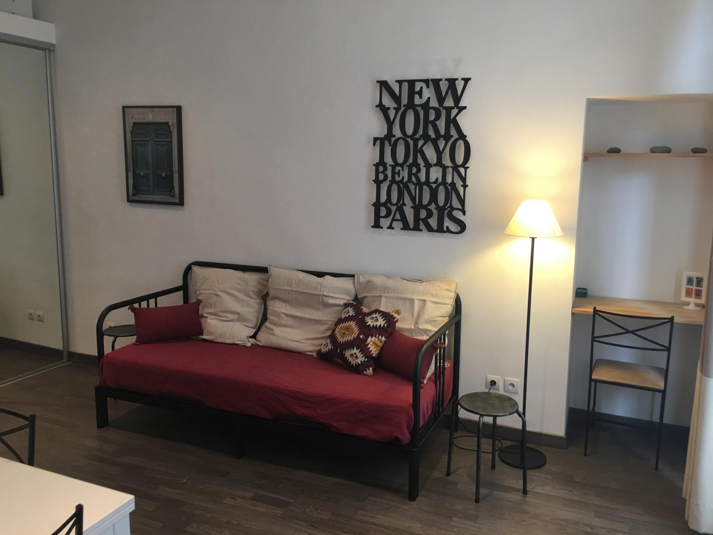 Grey Factory* - Marseille 13006