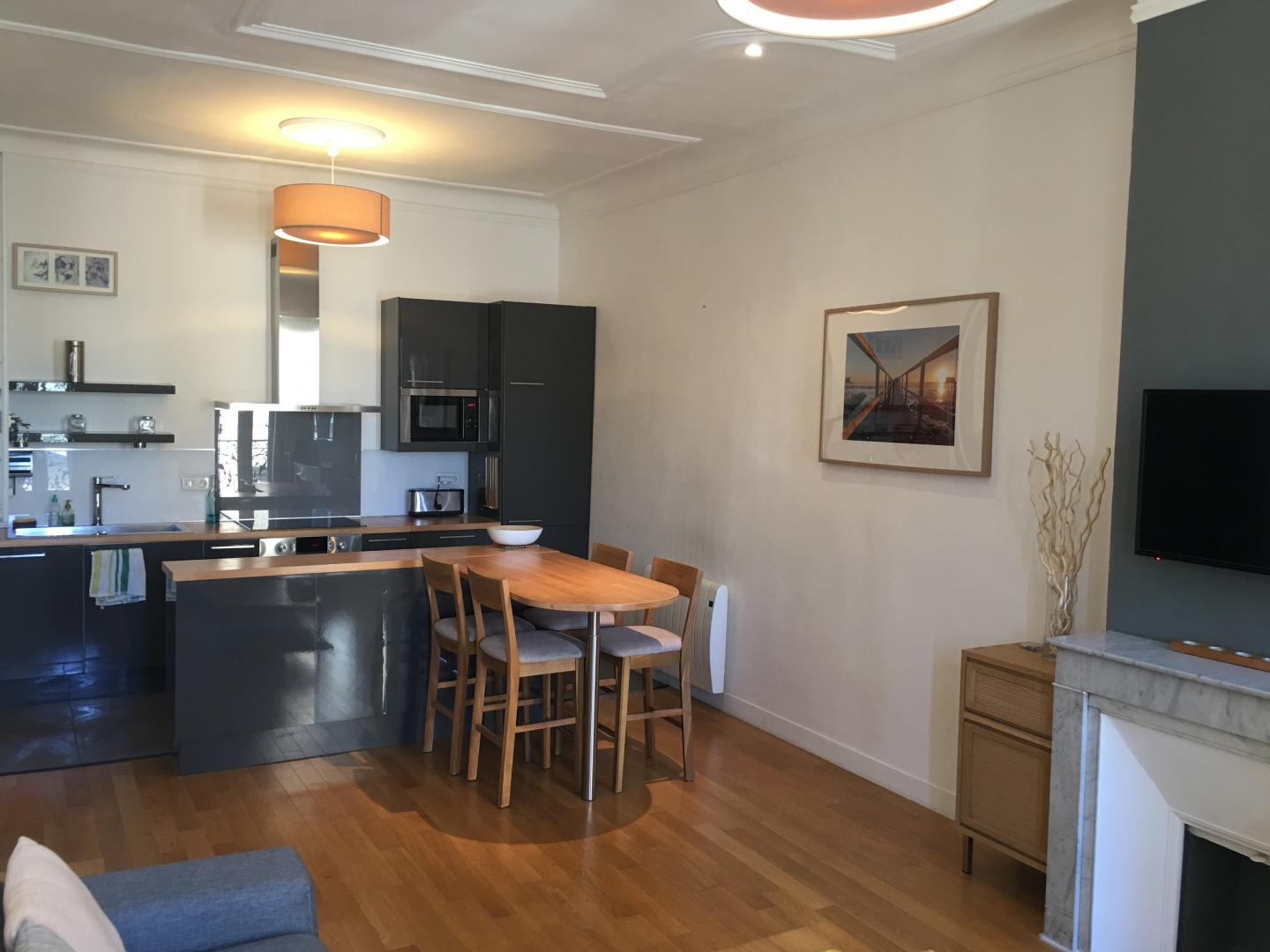 Le Sebastien* - Marseille 13006