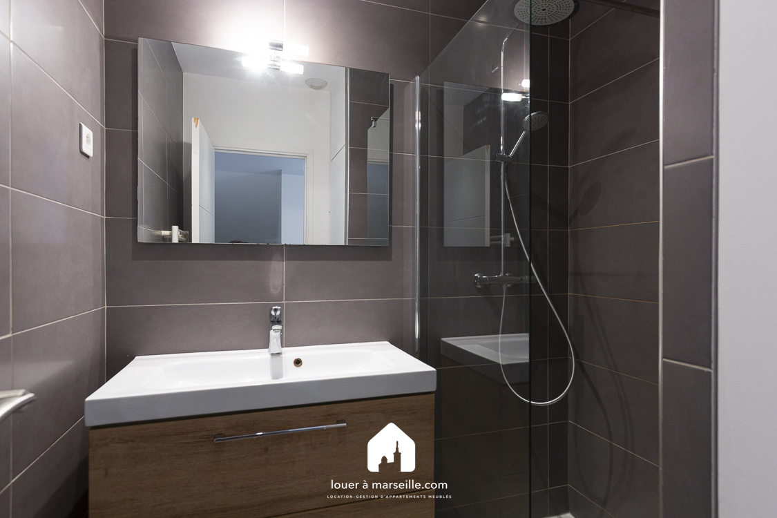 Duplex en ville* - Marseille 13005