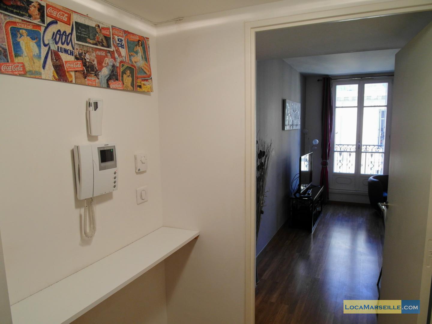 Le Republique* - Marseille 13002