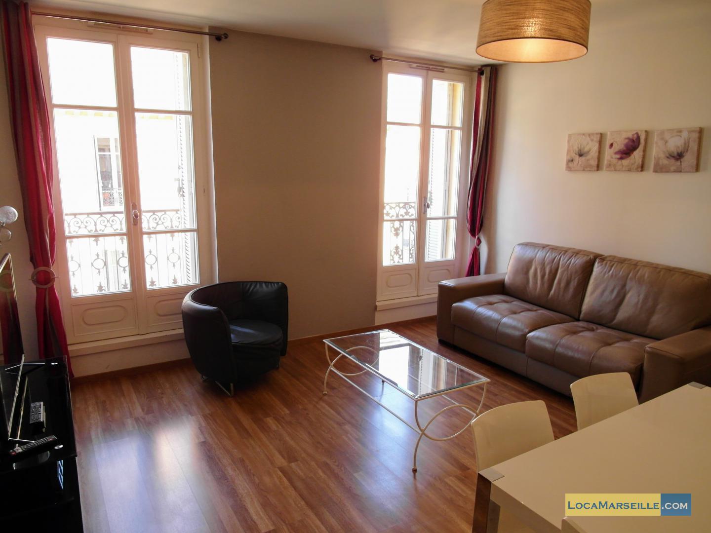 Le Republique* - Marseille 13002