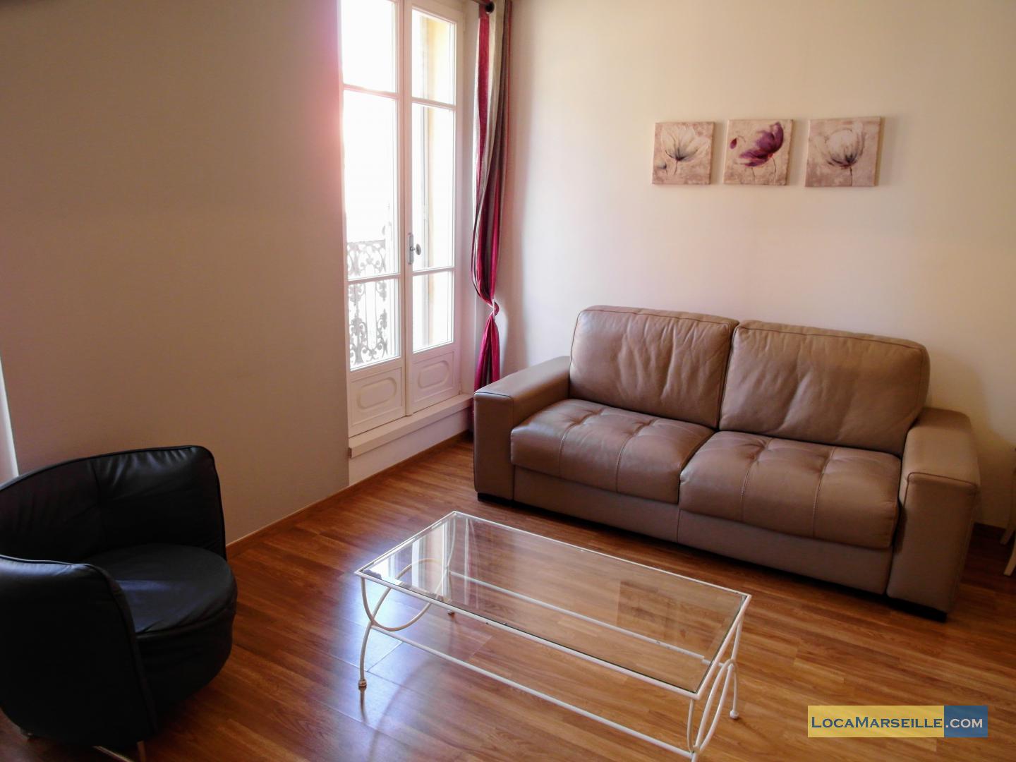 Le Republique* - Marseille 13002