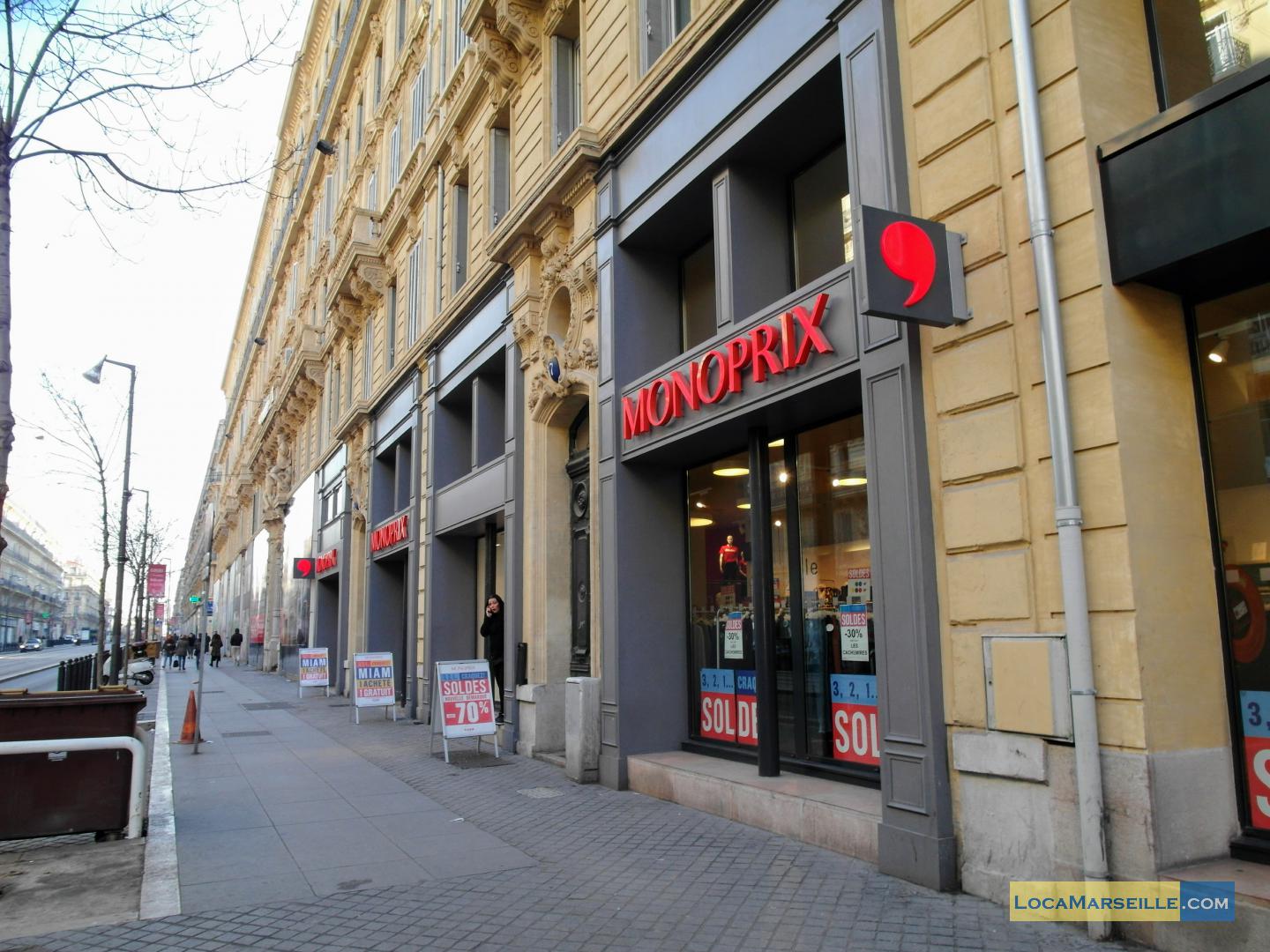 Le Republique* - Marseille 13002