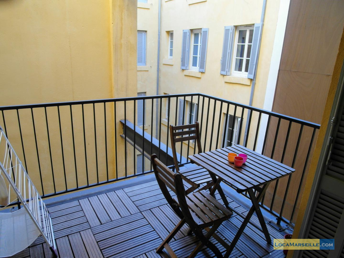 Le Republique* - Marseille 13002