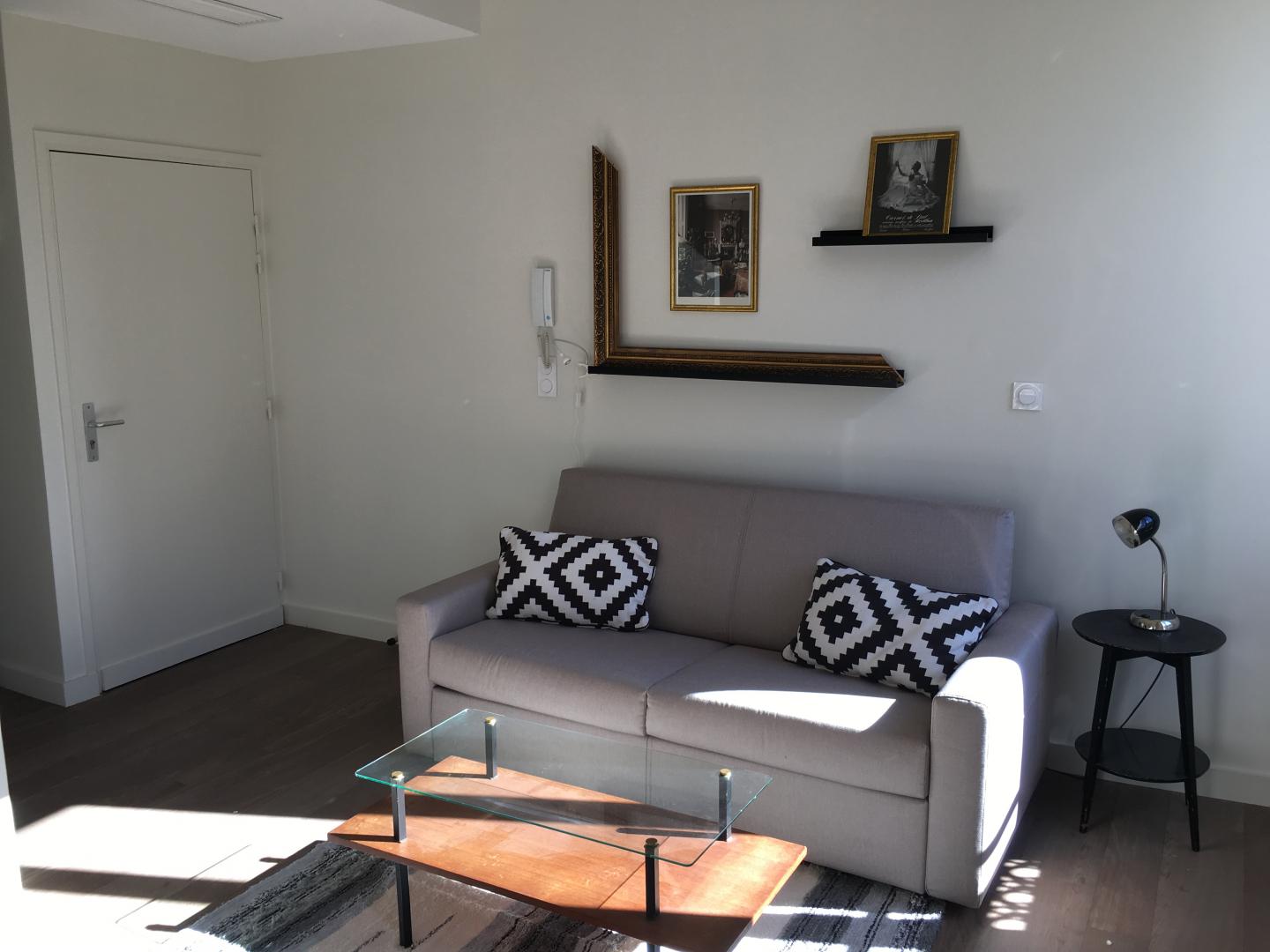 Dragon 1* - Marseille 13006