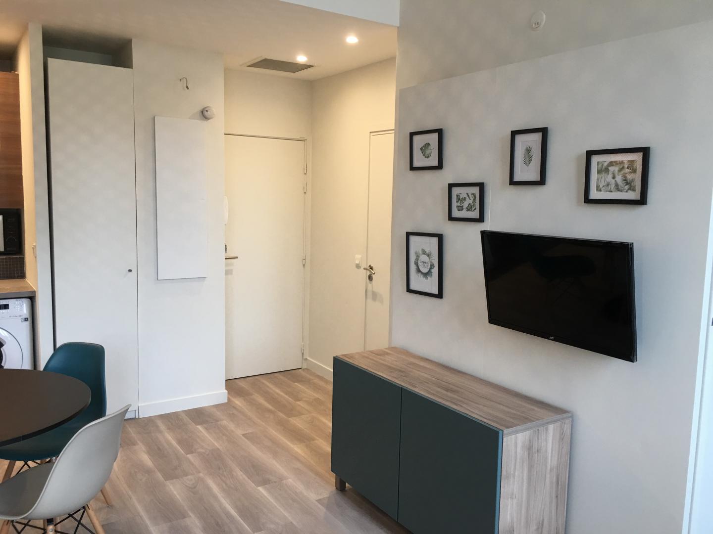 Paradis 32* - Marseille 13006