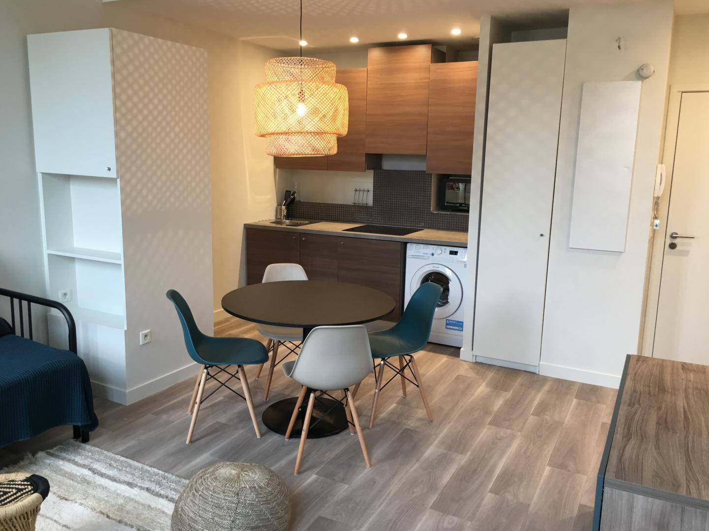 Paradis 32* - Marseille 13006