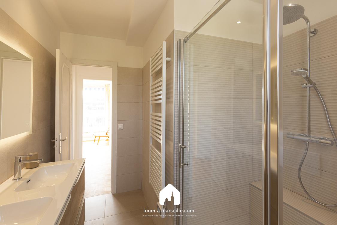 Terrasse du David* - Marseille 13008