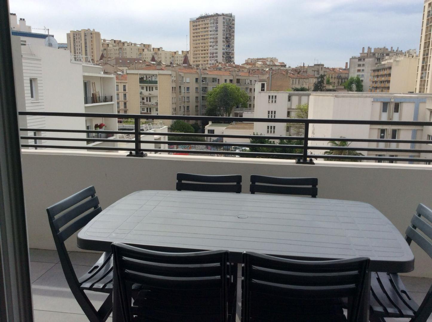 Terrasse sur les toits* - Marseille 13003