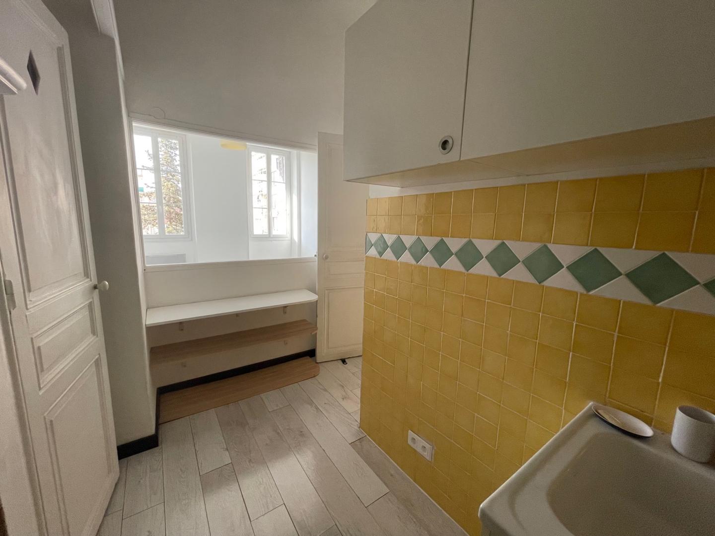 Mezzanine Dupre* - Marseille 13008