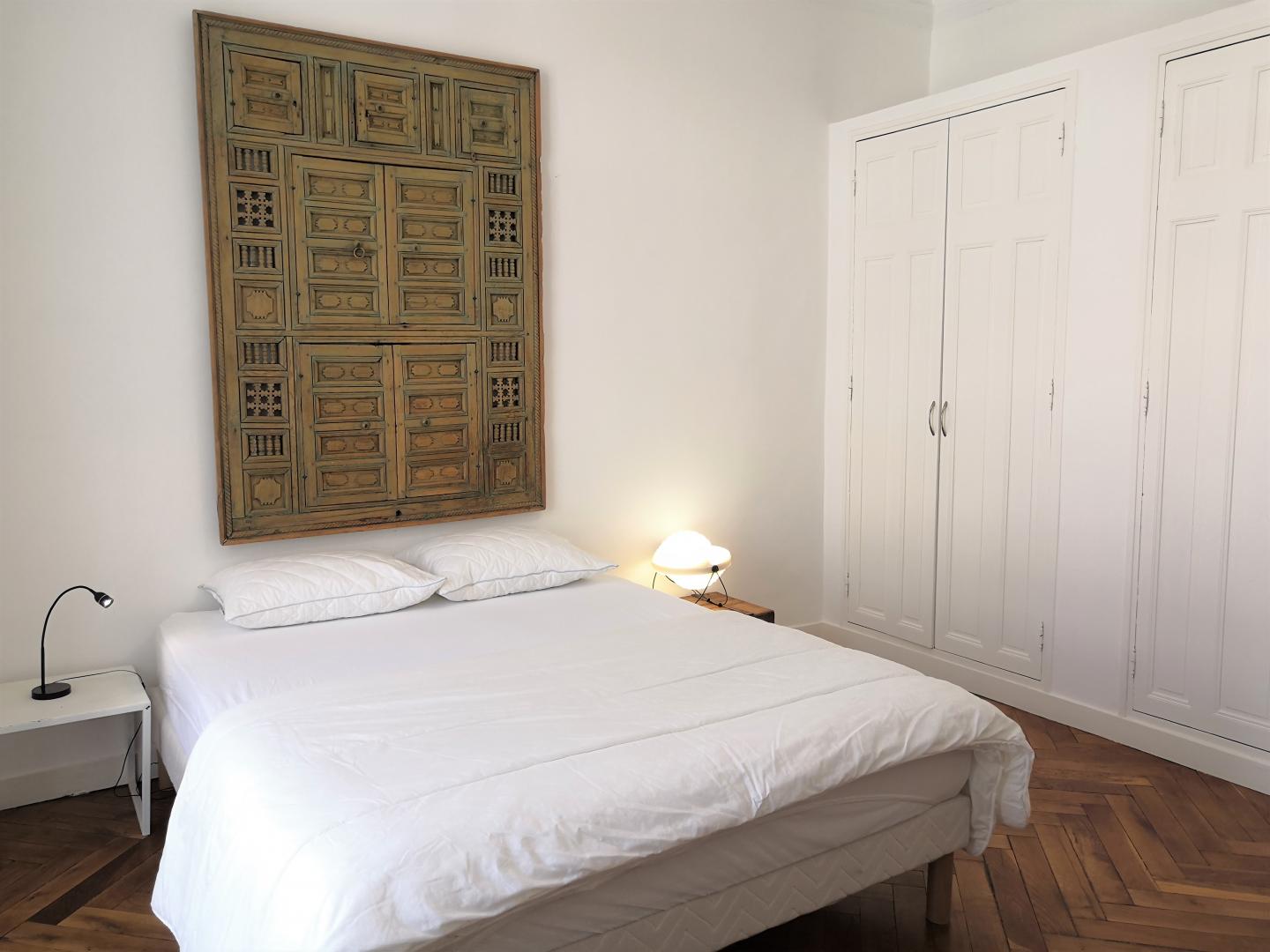 Le Cl�menceau* - Marseille 13004