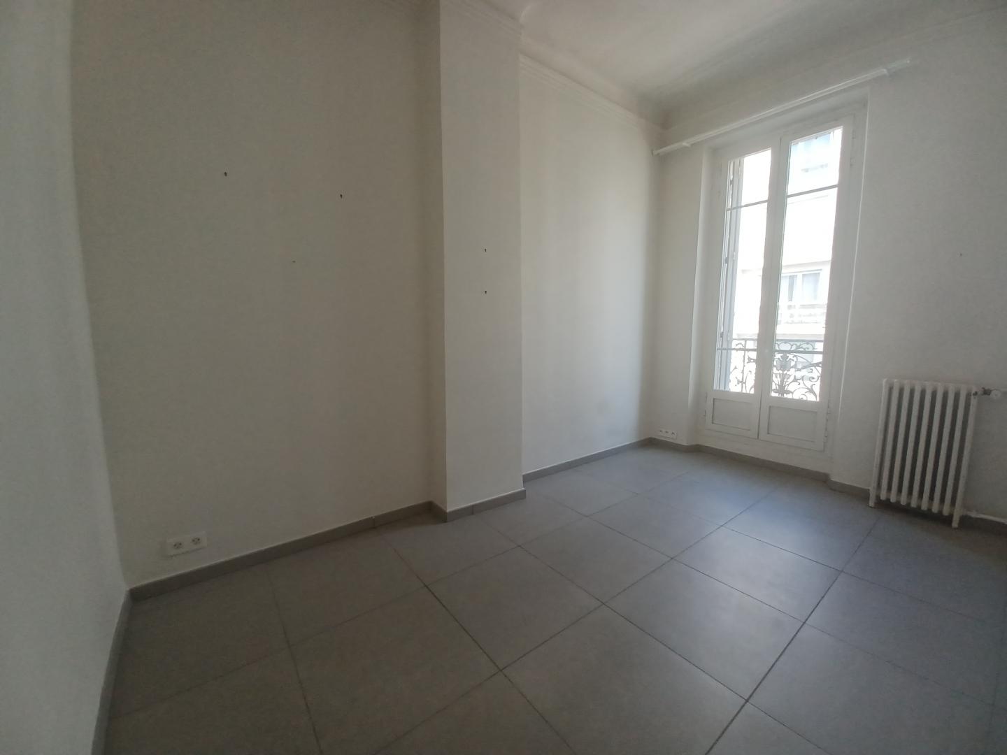 Balcon Pierre Dupre* - Marseille 13008