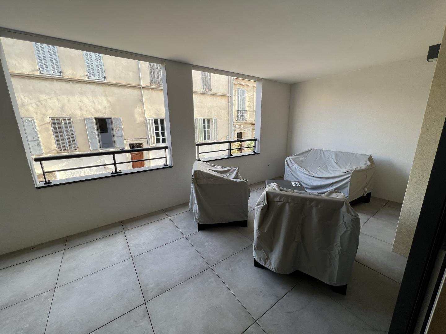 Terrasse Morrucci* - Marseille 13006