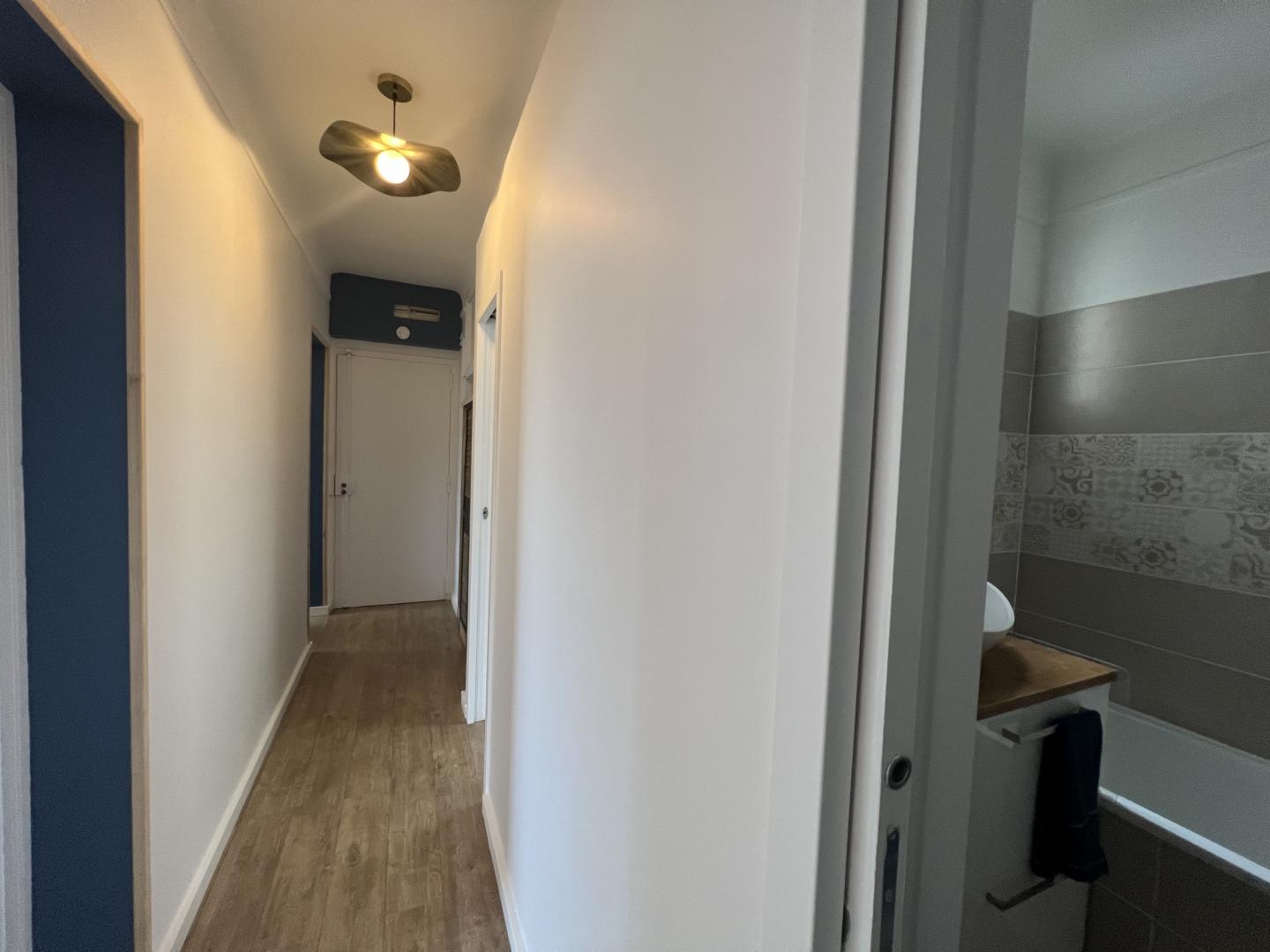 Escale Vidal* - Marseille 13008