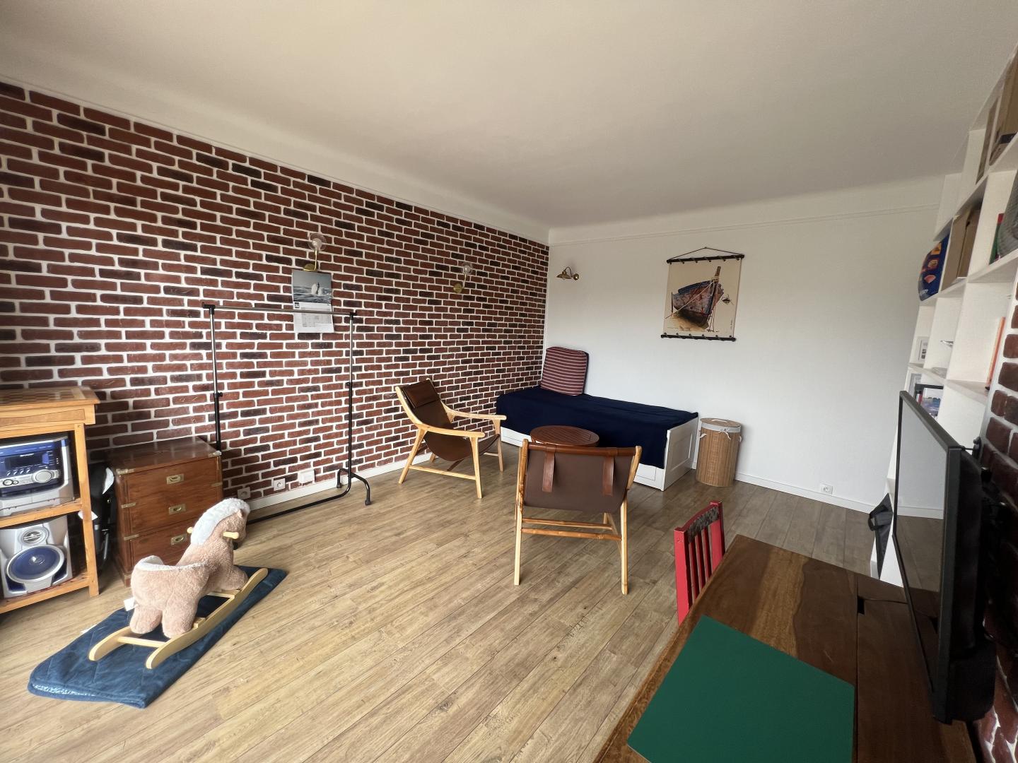 Escale Vidal* - Marseille 13008