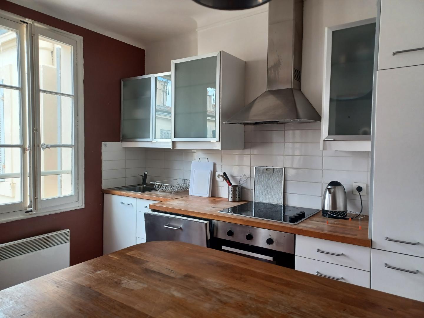 Sixty Rep* - Marseille 13002