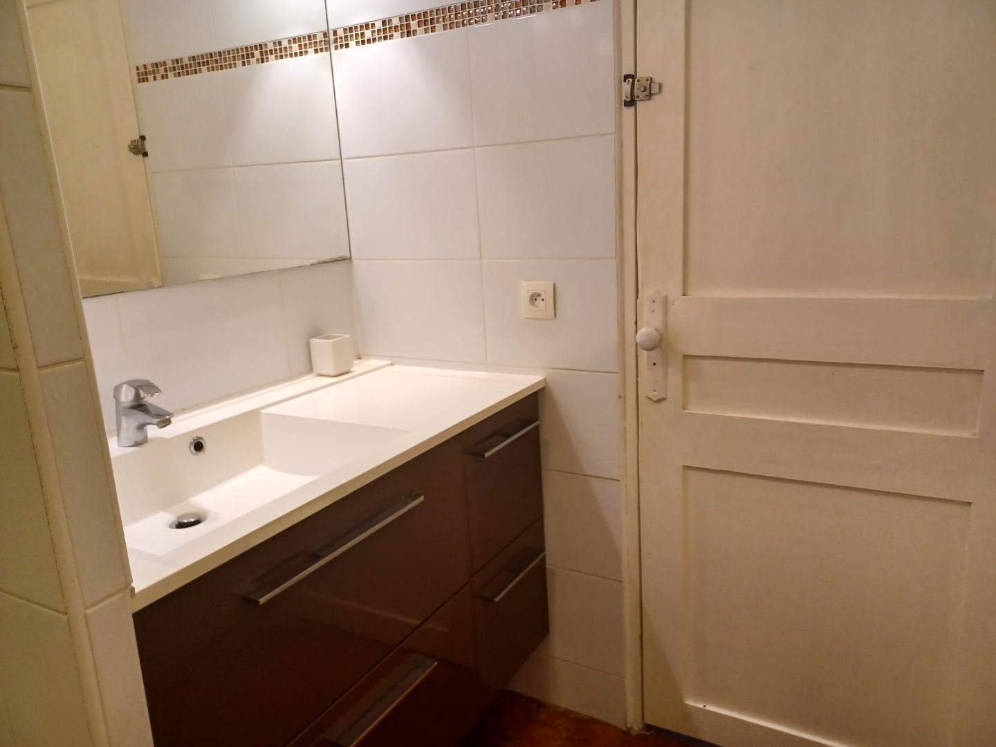 Sixty Rep* - Marseille 13002