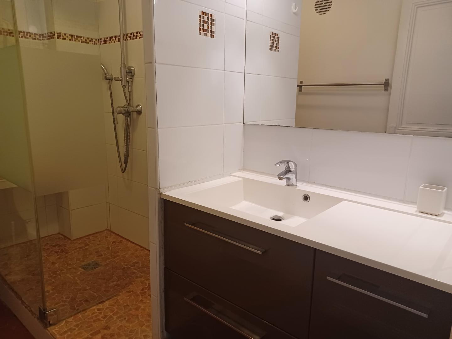 Sixty Rep* - Marseille 13002