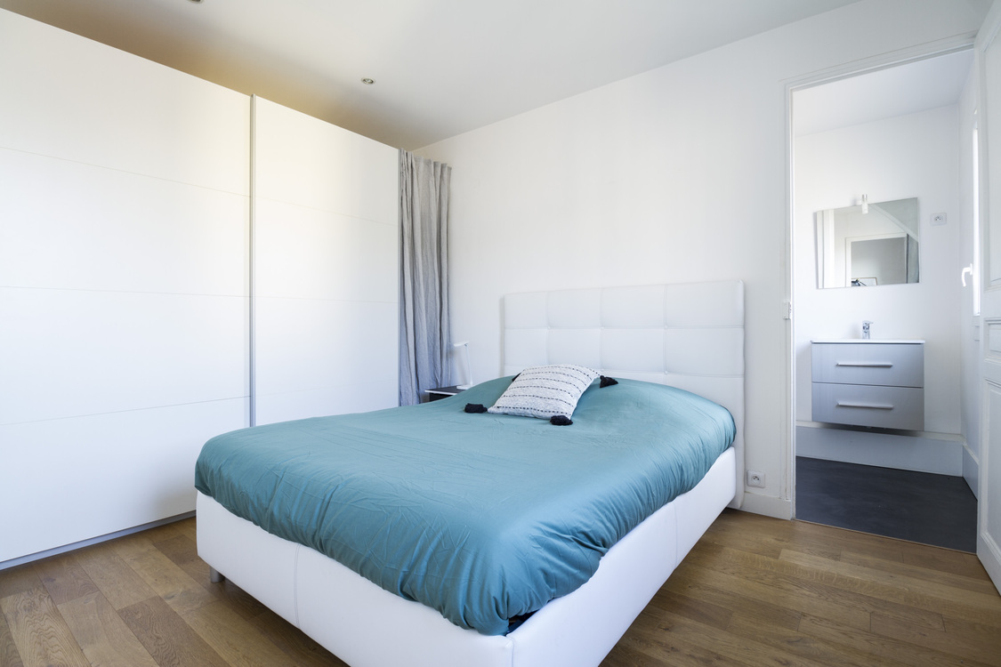 L'ATHENES � - Marseille 13001