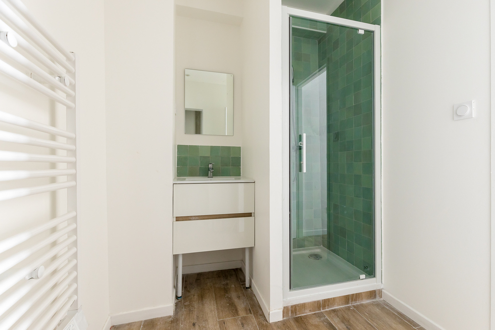 VACON 1* - Marseille 13001