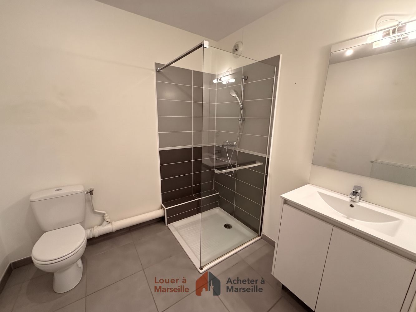 Appartement � Marseille - photo 6