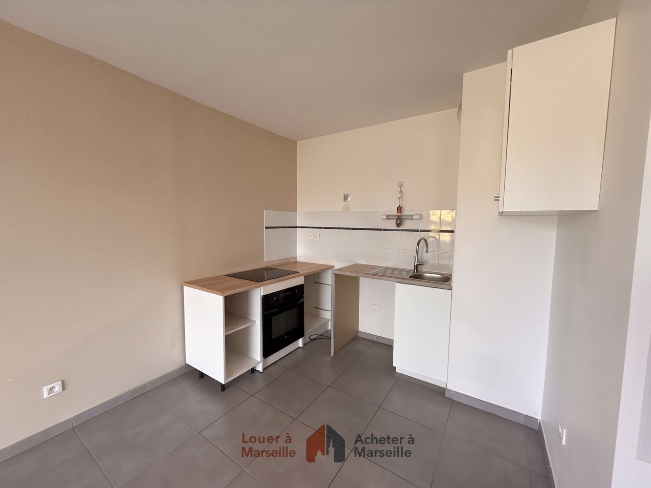 Appartement � Marseille - photo 8