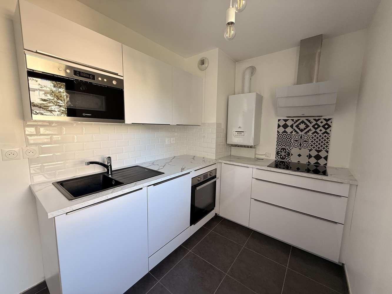 Appartement � Marseille 10�me - photo 6